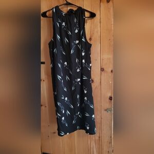 APT 9 1X Size Black With Flower Halter Dress